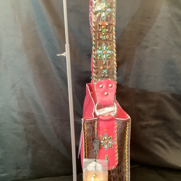 Delila Leather Pink Embroidered Messenger bag tote Montana West western - Picture 6 of 16